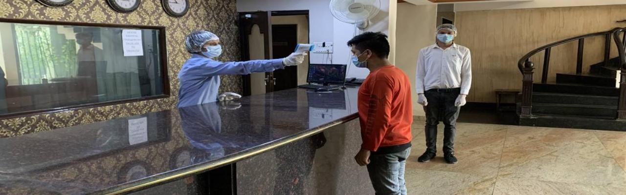 Hotel Grand Arjun Rāipur Kültér fotó